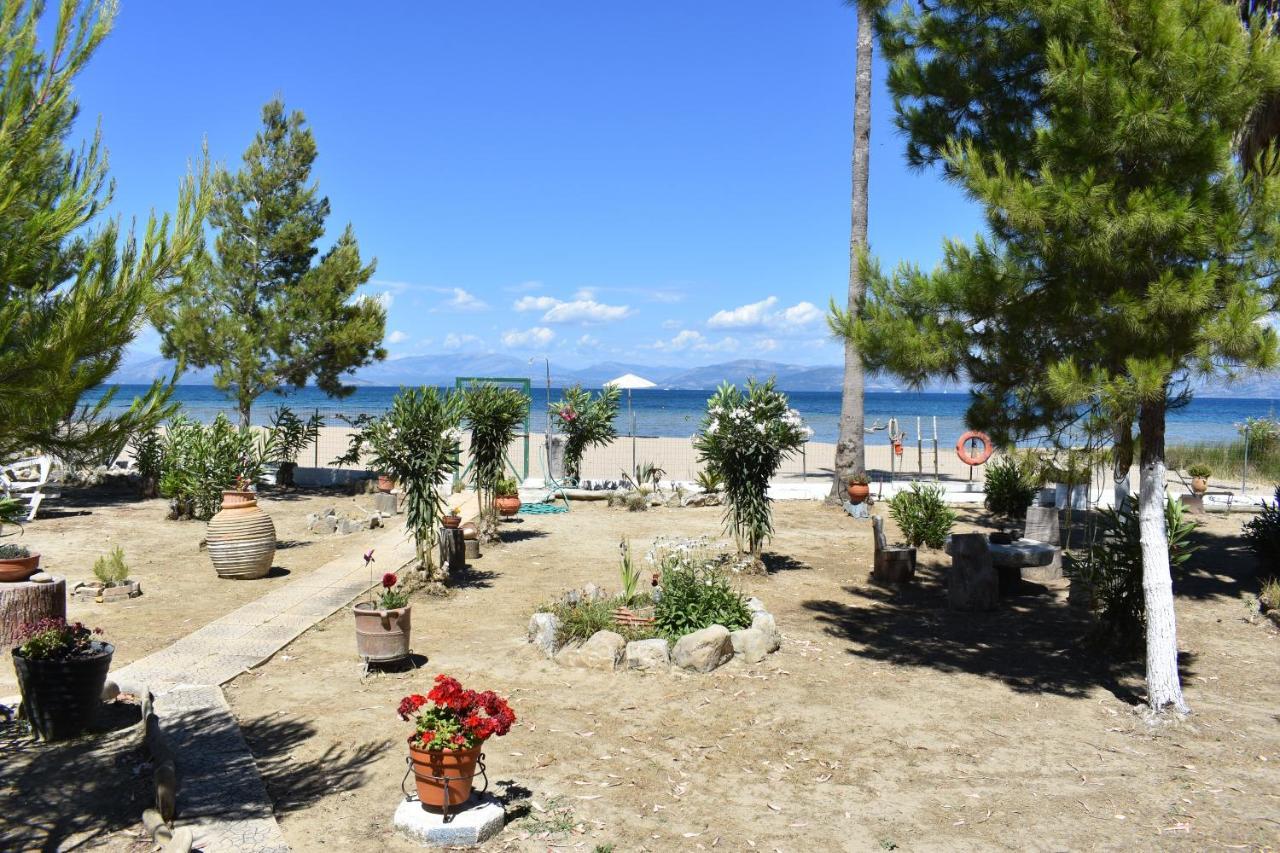 Bouka Beachfront Bungalows Agios Nikolaos  エクステリア 写真