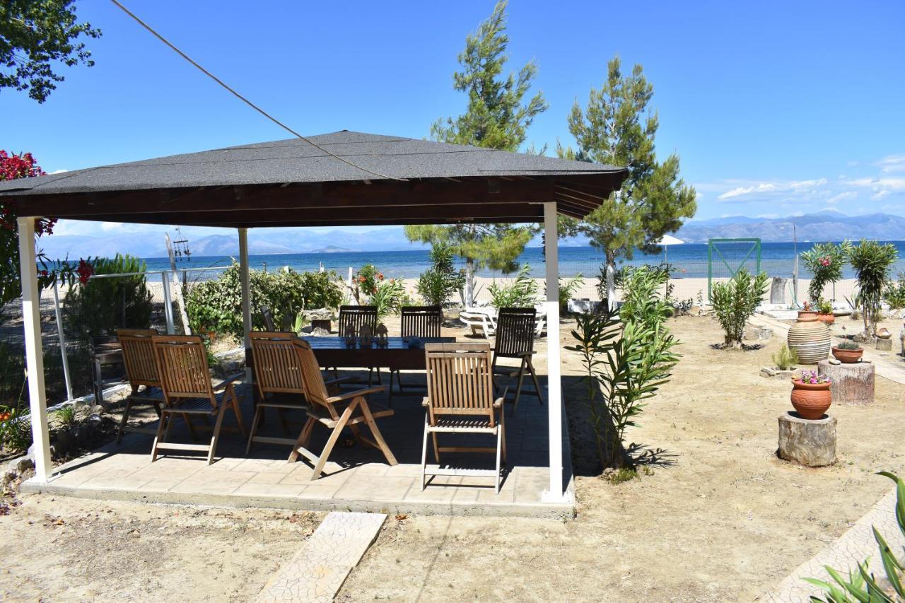 Bouka Beachfront Bungalows Agios Nikolaos  エクステリア 写真