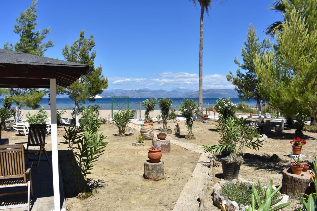 Bouka Beachfront Bungalows Agios Nikolaos  エクステリア 写真